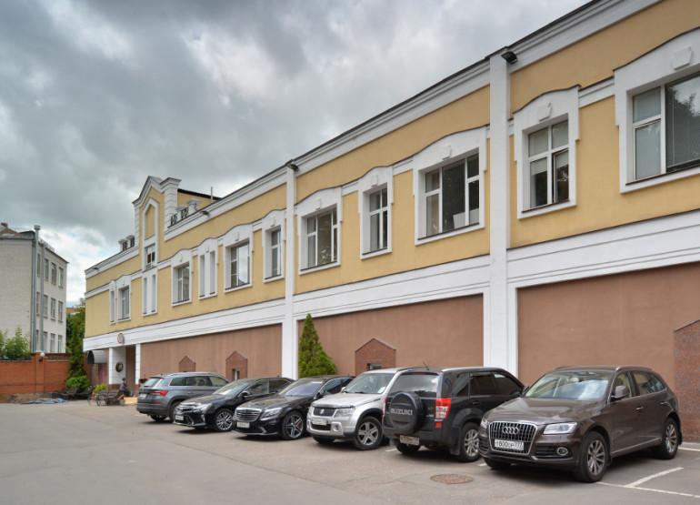 Басманный двор: Вид паркинга