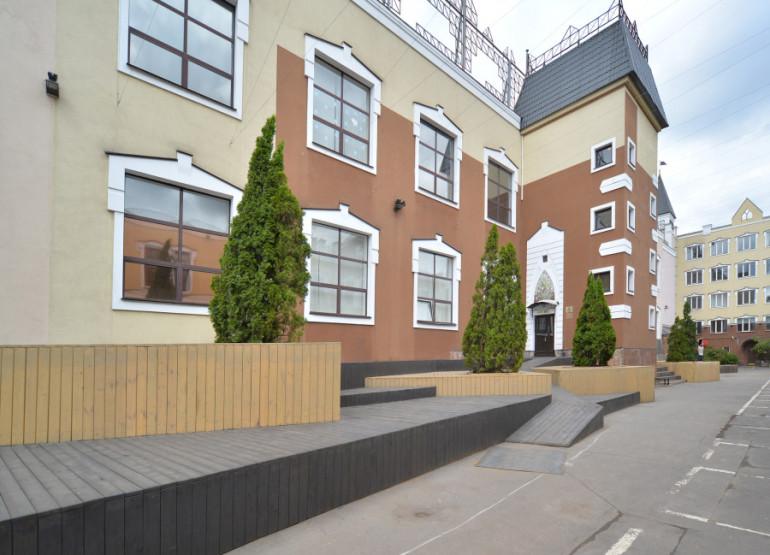 Басманный двор: Вид здания